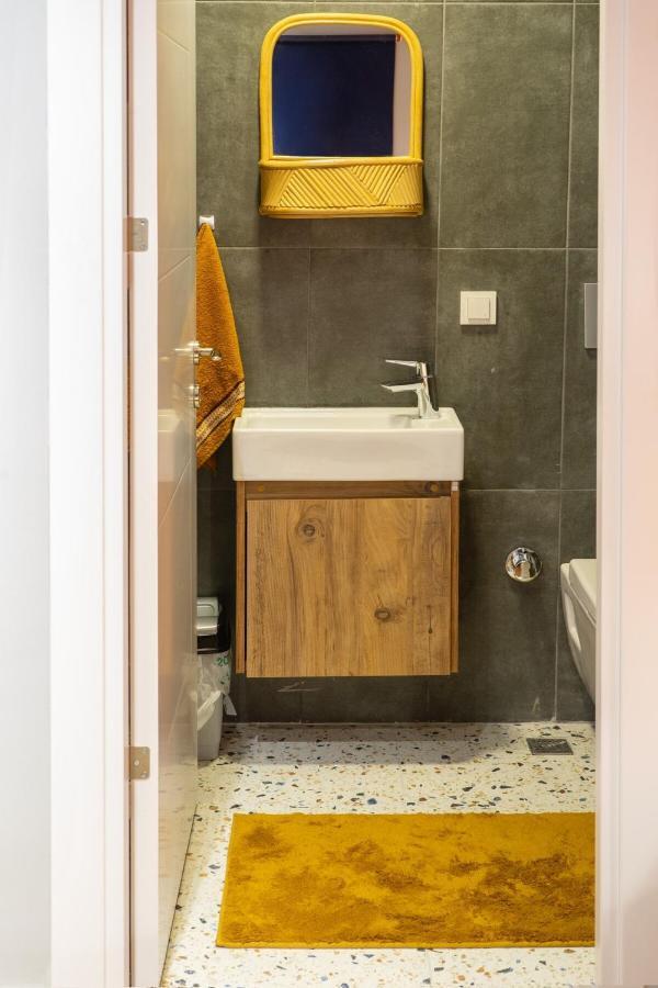 Cosy Flat With A Garden In Central Kadikoy Istanbul Eksteriør bilde